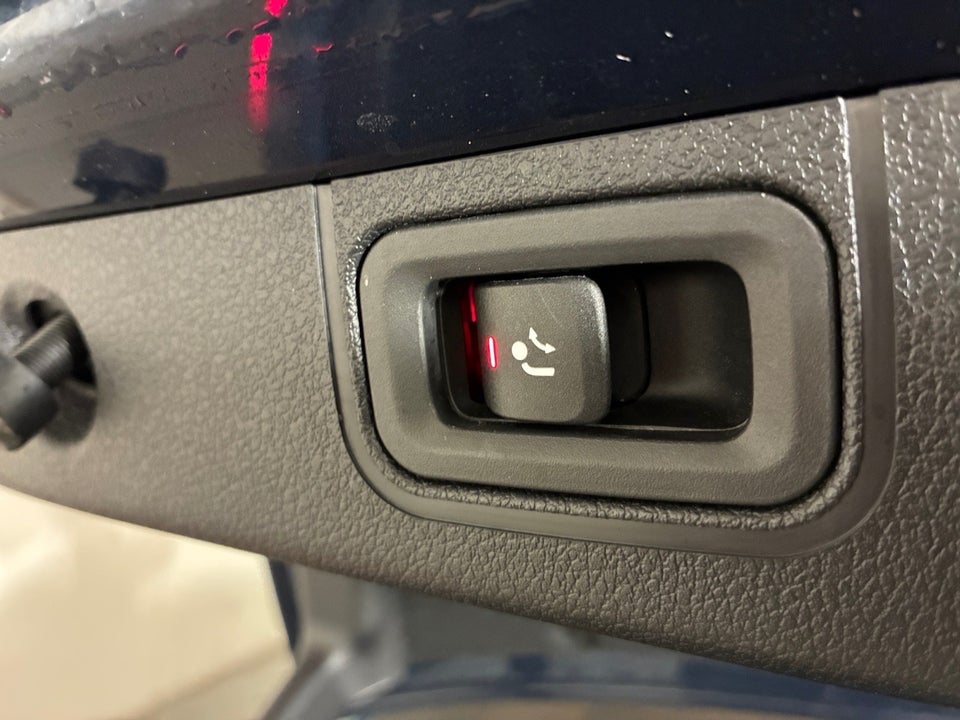 Mercedes A250 e 1,3 Progressive Line aut. 4d