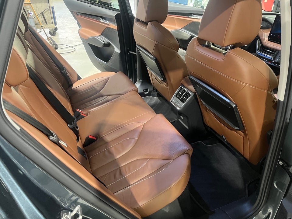 Skoda Enyaq 80 iV Plus ecoSuite 5d