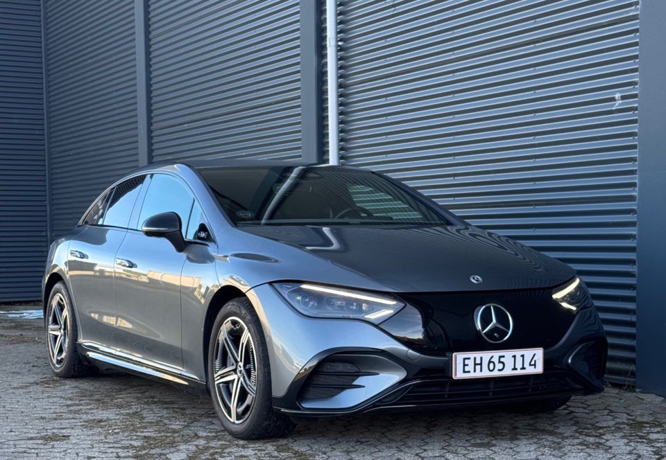 Mercedes EQE300 AMG Line 4d