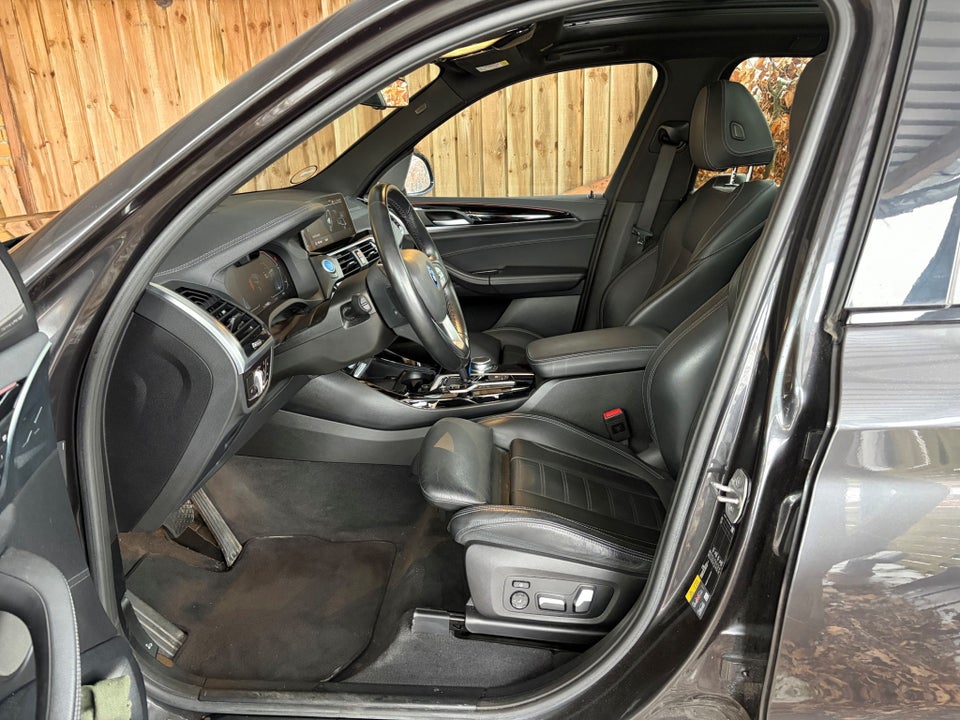 BMW iX3 Charged Plus 5d