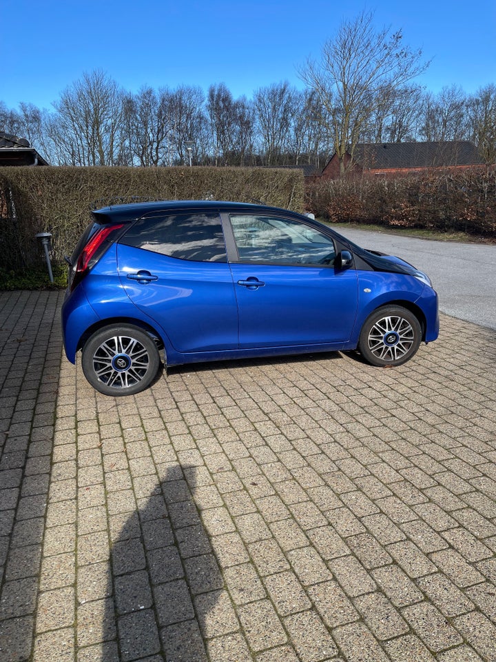 Toyota Aygo 1,0 VVT-i x-clusiv 5d