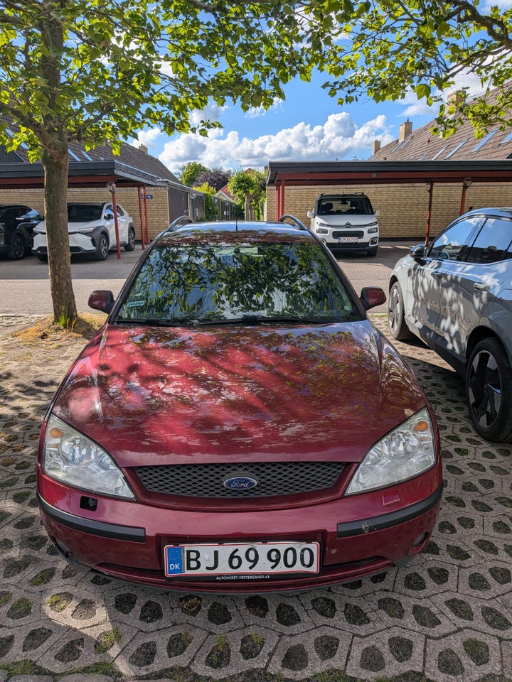 Ford Mondeo 2,5 V6 170 Trend 4d