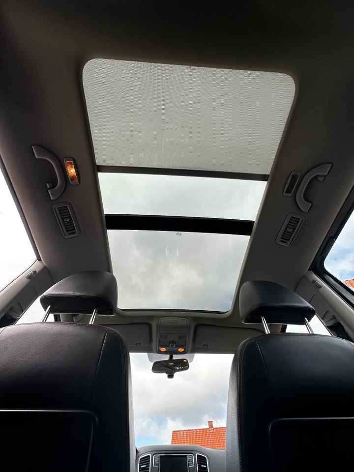 VW Sharan 2,0 TDi 140 Highline DSG BMT 7prs 5d