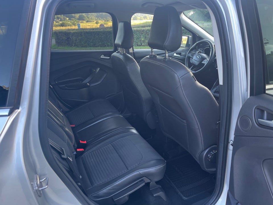 Ford Kuga 1,5 SCTi 176 Titanium aut. AWD 5d