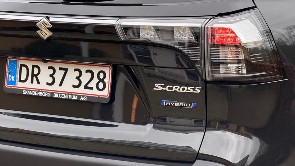 Suzuki S-Cross 1,5 S-Hybrid Adventure AGS AllGrip 5d