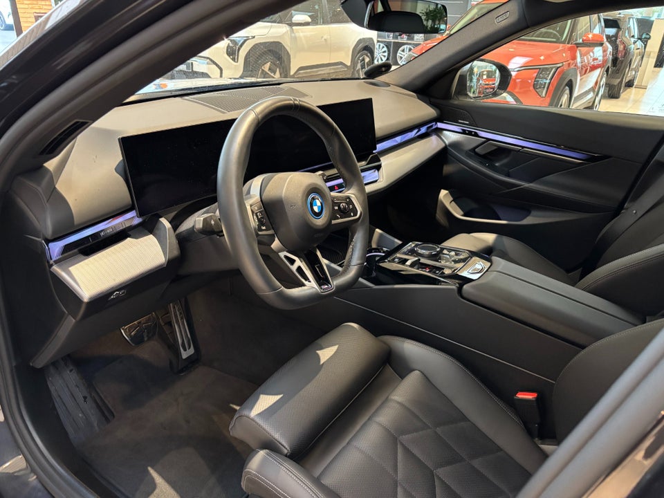 BMW i5 eDrive40 Touring M-Sport 5d