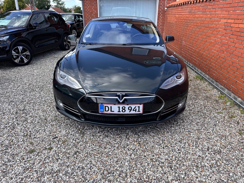 Tesla Model S 85 5d