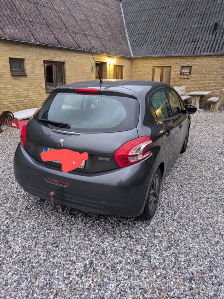 Peugeot 208 1,2 VTi Active 5d