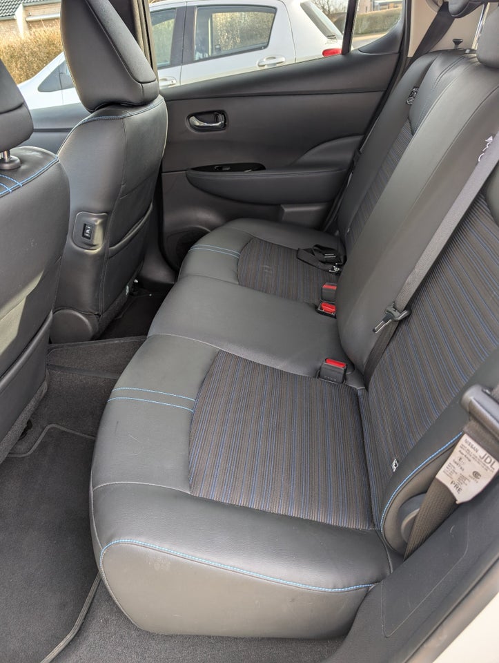 Nissan Leaf 40 Tekna 5d