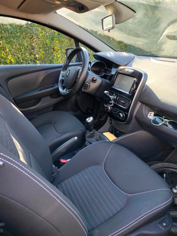 Renault Clio IV 0,9 TCe 90 Limited Sport Tourer 5d