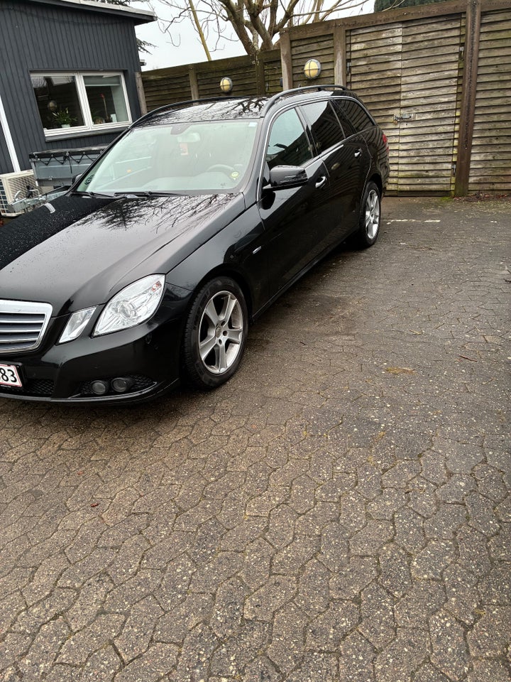 Mercedes E200 2,2 CDi stc. aut. BE 5d