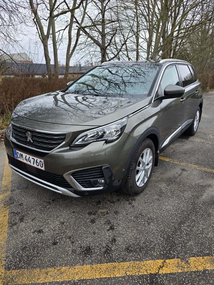 Peugeot 5008 1,6 BlueHDi 120 Allure 7prs 5d