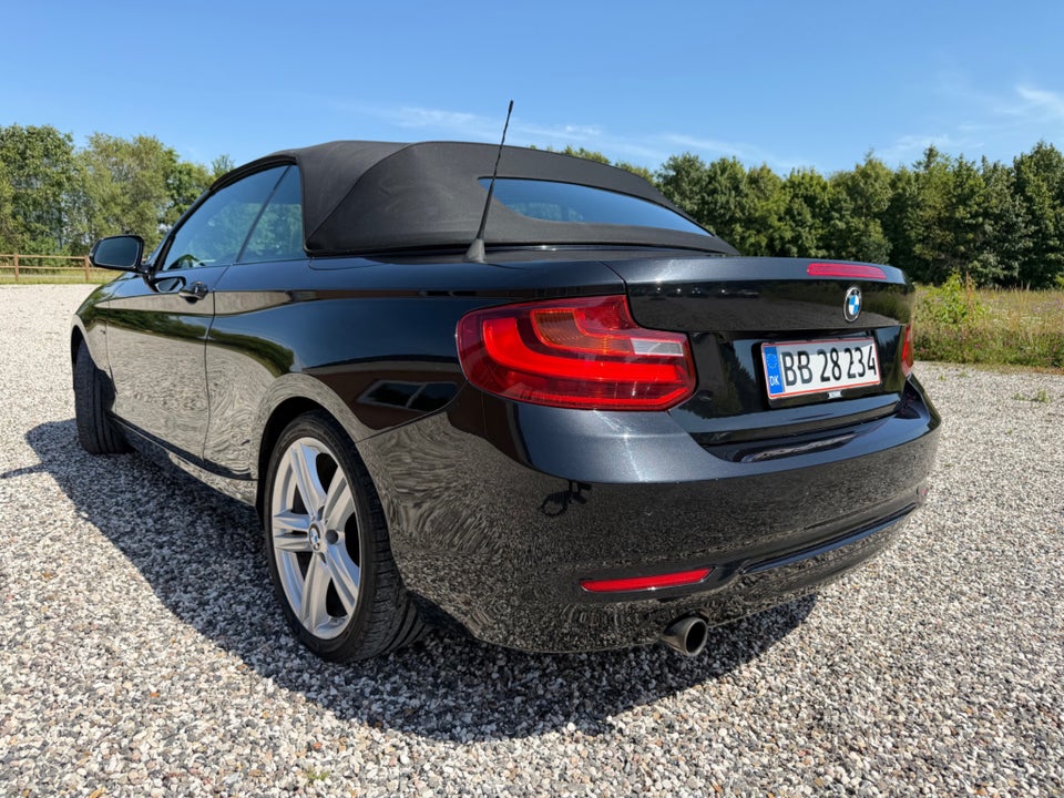 BMW 220i 2,0 Cabriolet aut. 2d