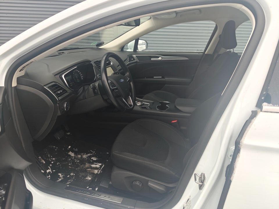 Ford Mondeo 2,0 EcoBlue Titanium stc. aut. 5d