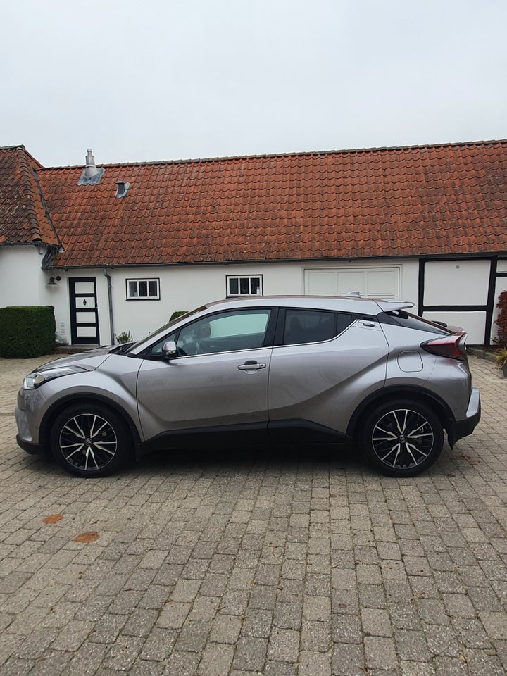 Toyota C-HR 1,8 Hybrid C-HIC CVT 5d