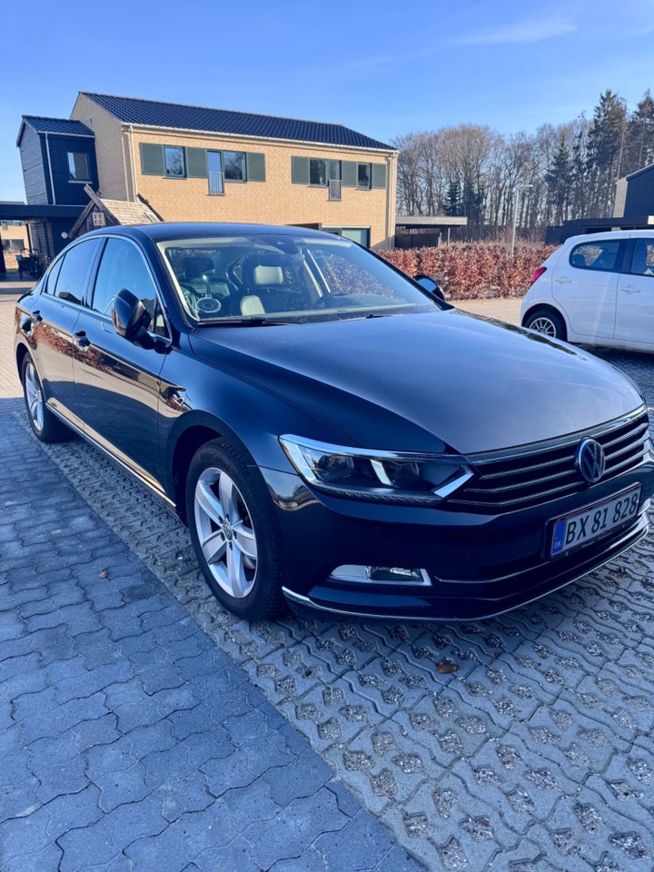 VW Passat 1,8 TSi 180 Highline Premium DSG 4d
