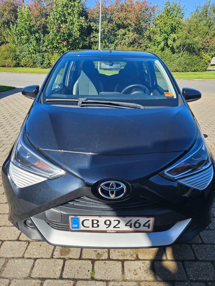 Toyota Aygo 1,0 VVT-i x-play 5d