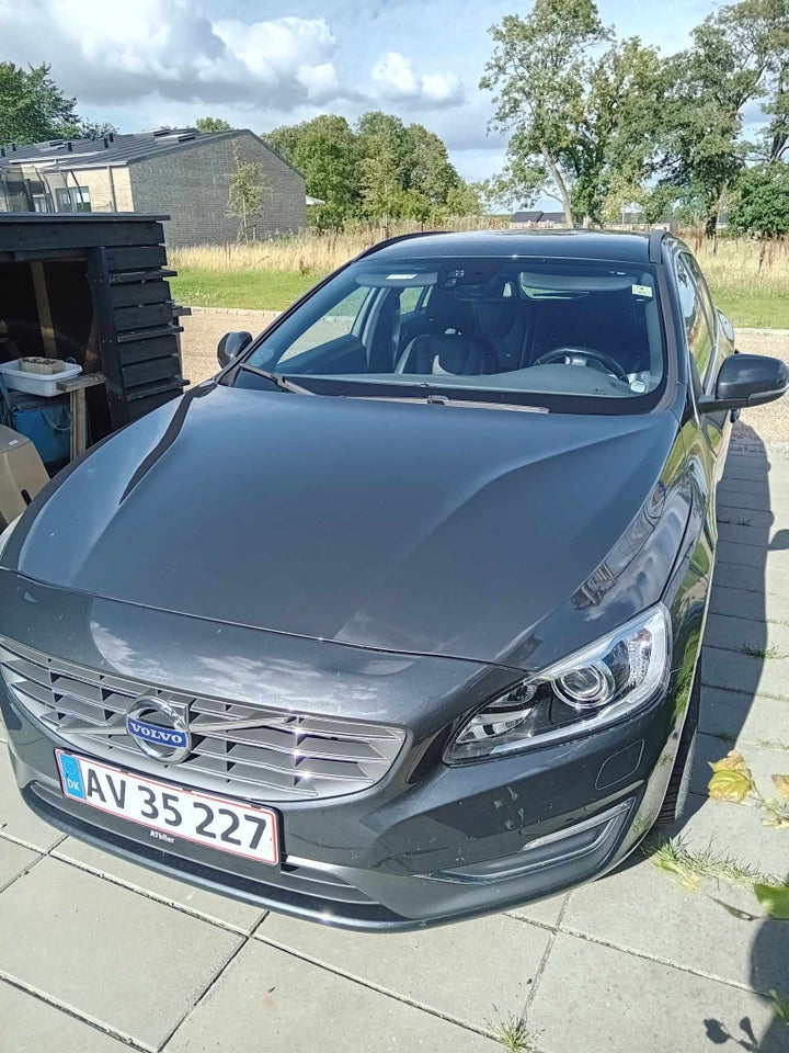 Volvo V60 2,0 D3 150 Kinetic 5d