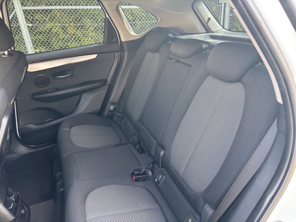 BMW 218i 1,5 Active Tourer Advantage 5d