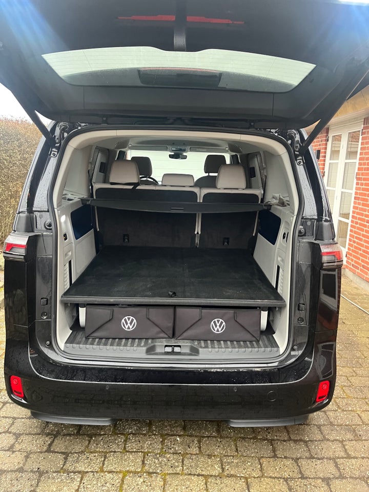 VW ID.Buzz 77 Style SWB 5d