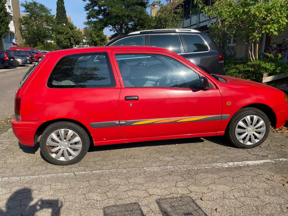 Toyota Starlet 1,3 Xi 3d