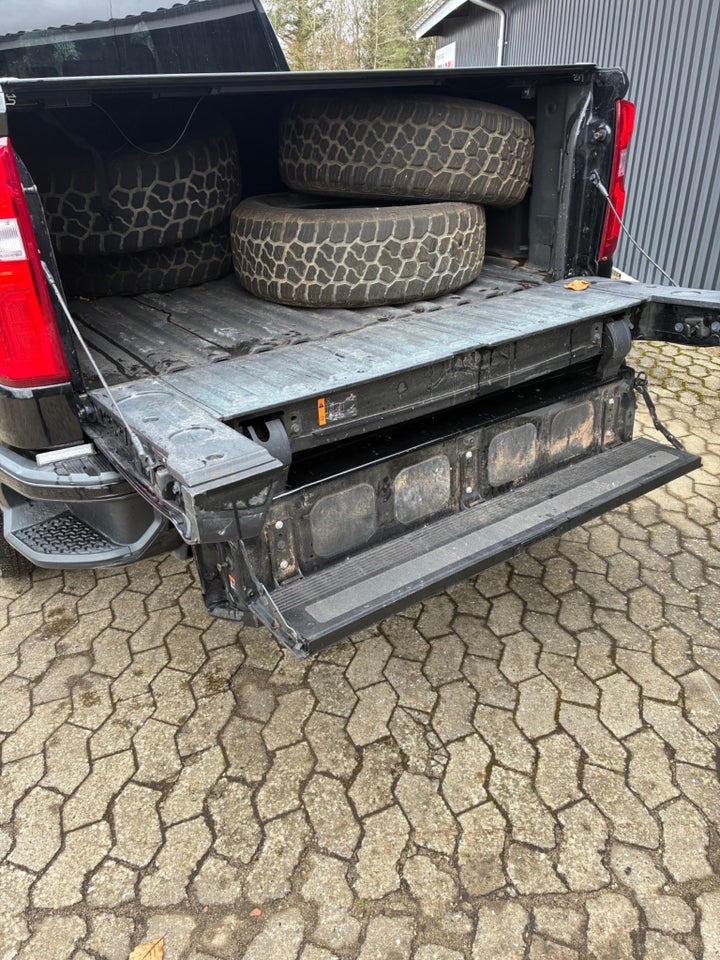 Chevrolet Silverado 1500 5,3 Crew Cab. High Country aut. 4WD 4d