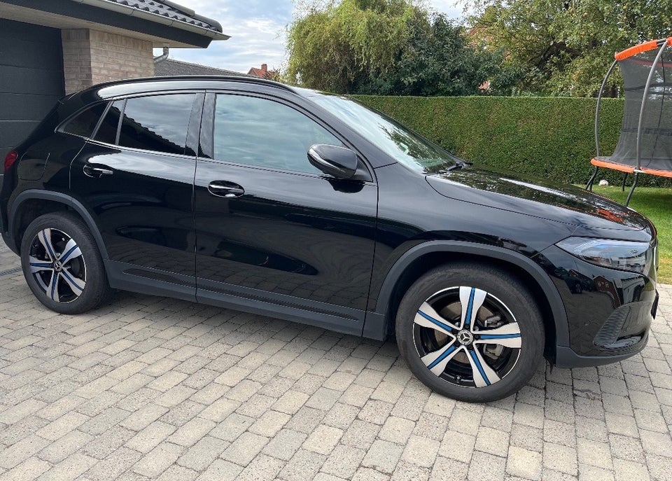 Mercedes EQA250 Progressive 5d