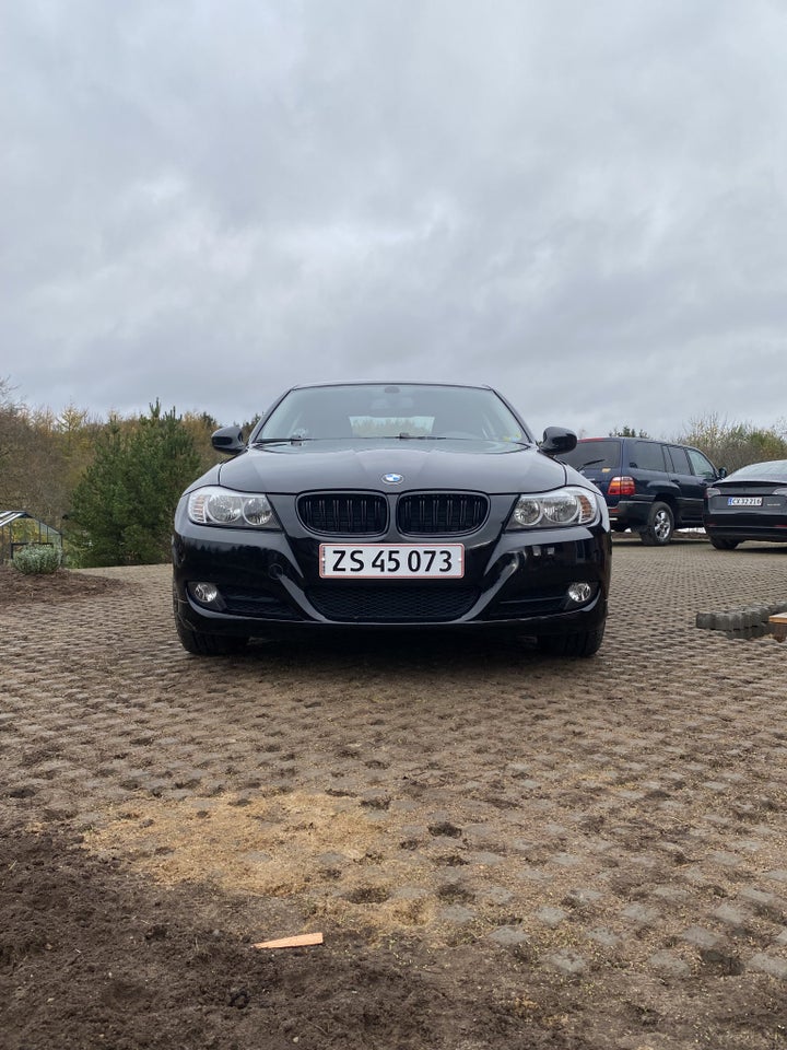 BMW 320i 2,0  4d