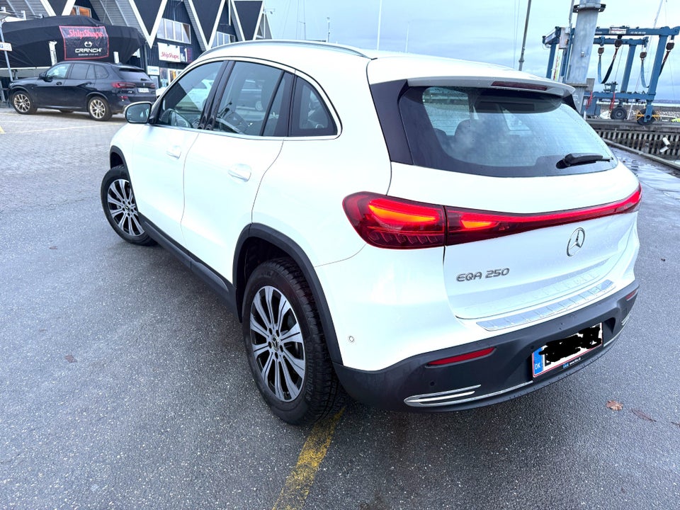 Mercedes EQA250 Progressive Advance 5d