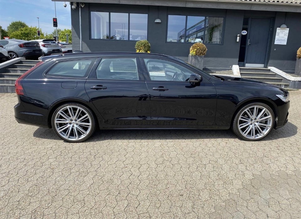 Volvo V90 2,0 T8 ReCharge R-Design aut. AWD 5d