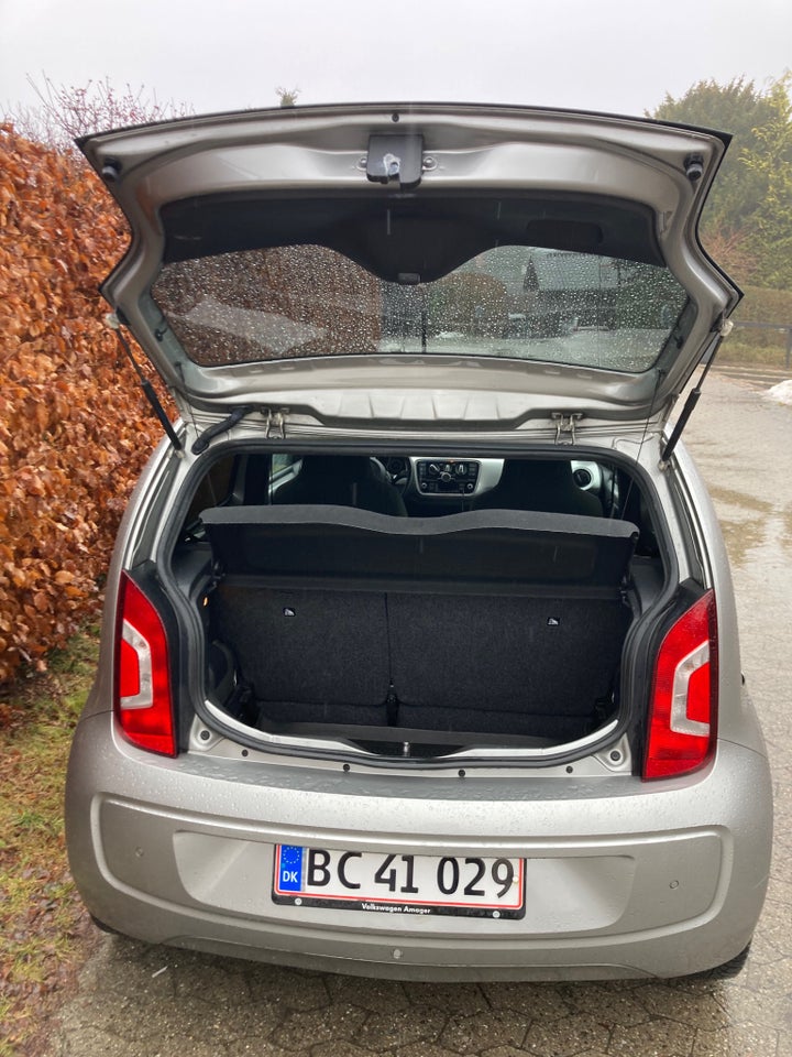 VW Up! 1,0 60 High Up! BMT 5d