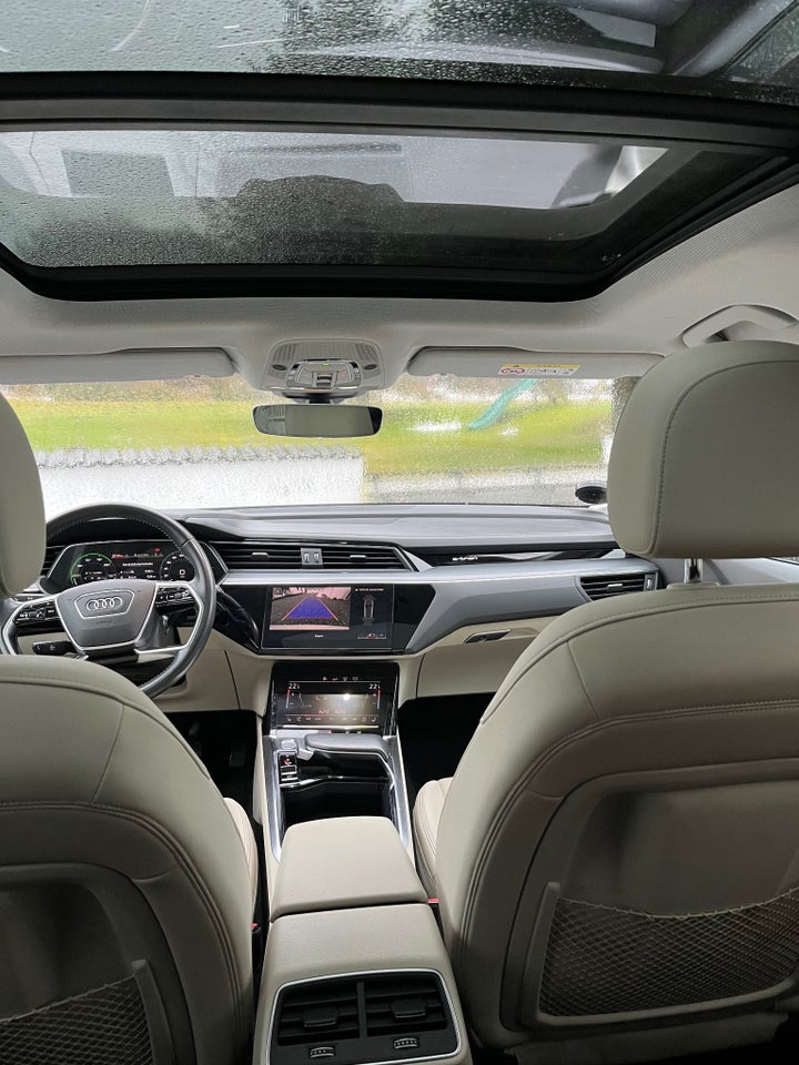 Audi e-tron 55 Advanced quattro 5d