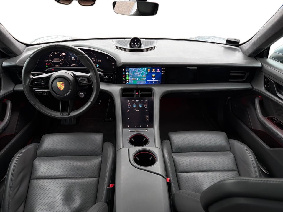 Porsche Taycan Turbo Performance+ 4d