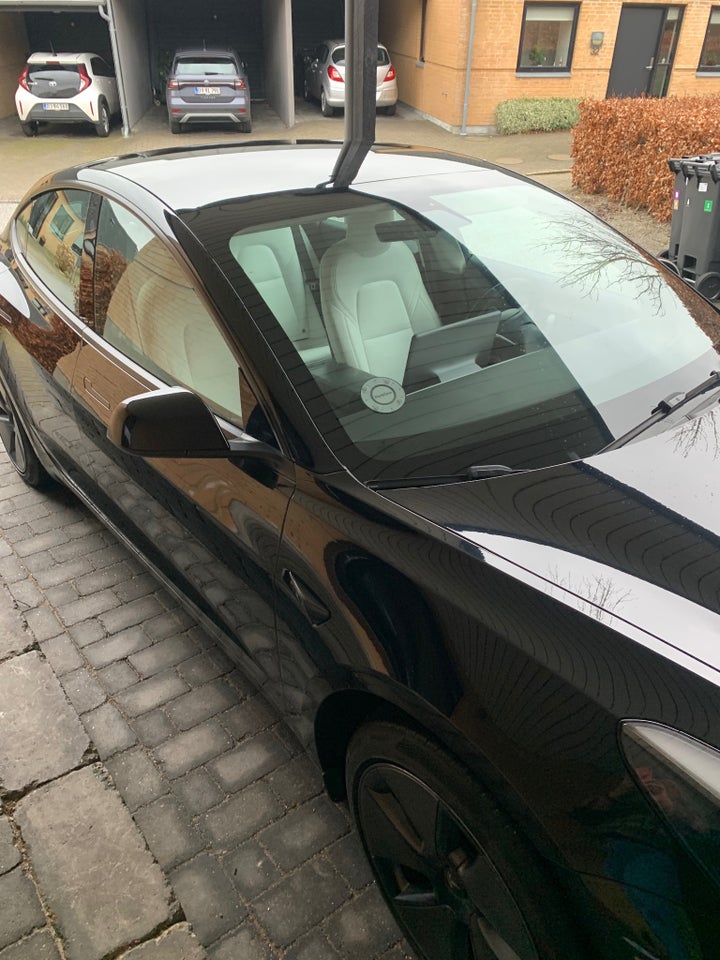 Tesla Model 3 Long Range AWD 4d
