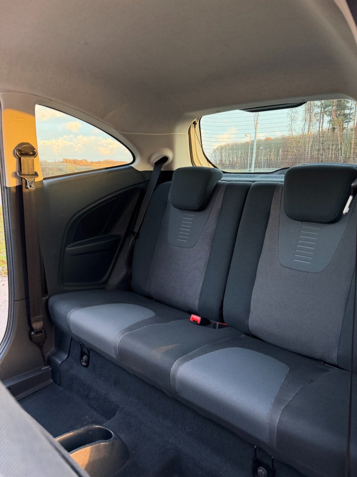 Ford Ka 1,2 Titanium 3d