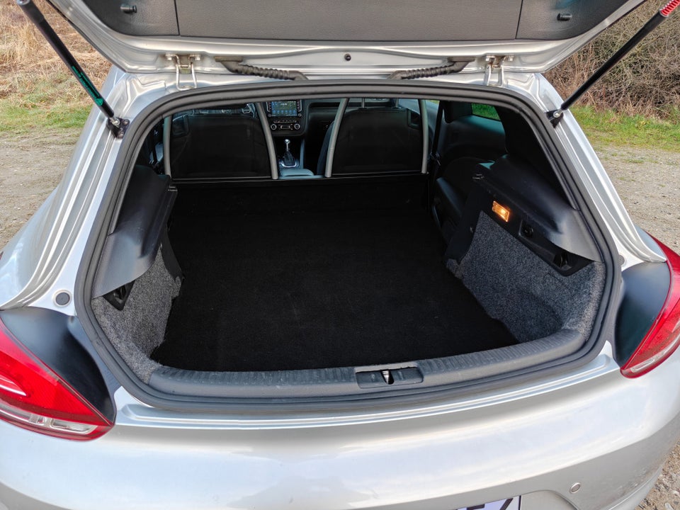 VW Scirocco 2,0 TSi 210 Sport DSG Van 3d