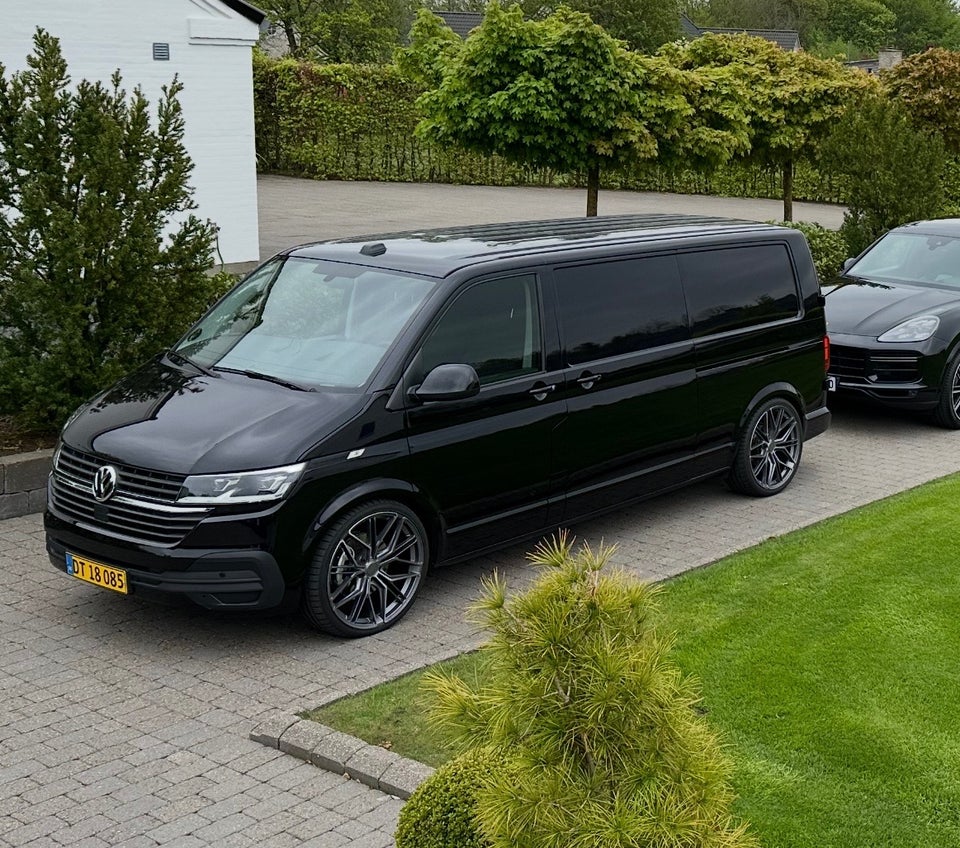 VW Transporter 2,0 TDi 204 Kassevogn DSG lang
