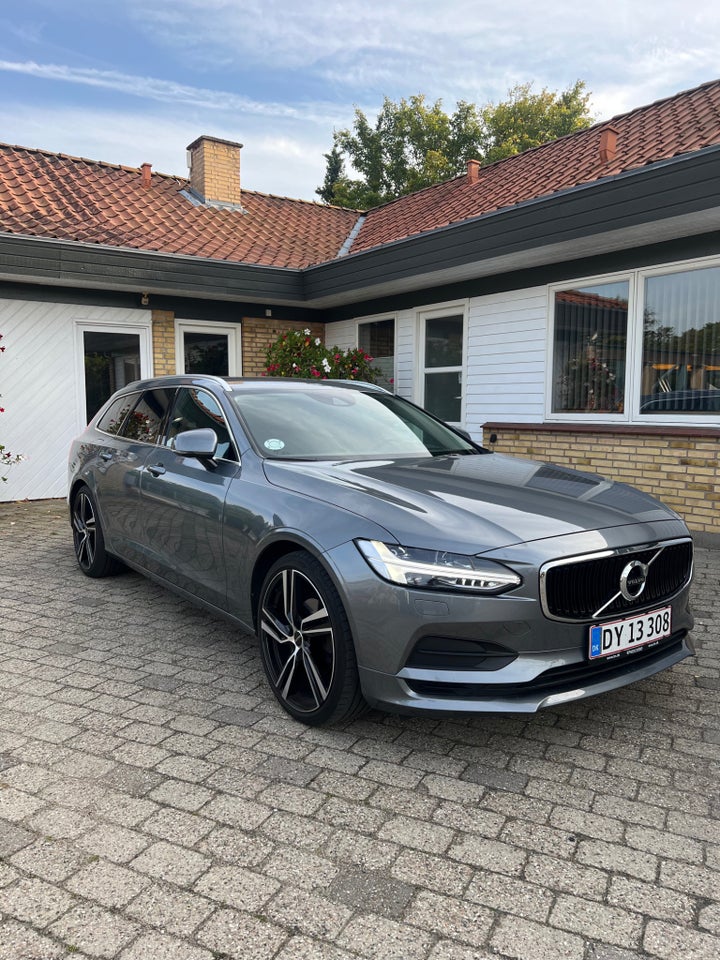 Volvo V90 2,0 D4 190 Momentum aut. AWD 5d