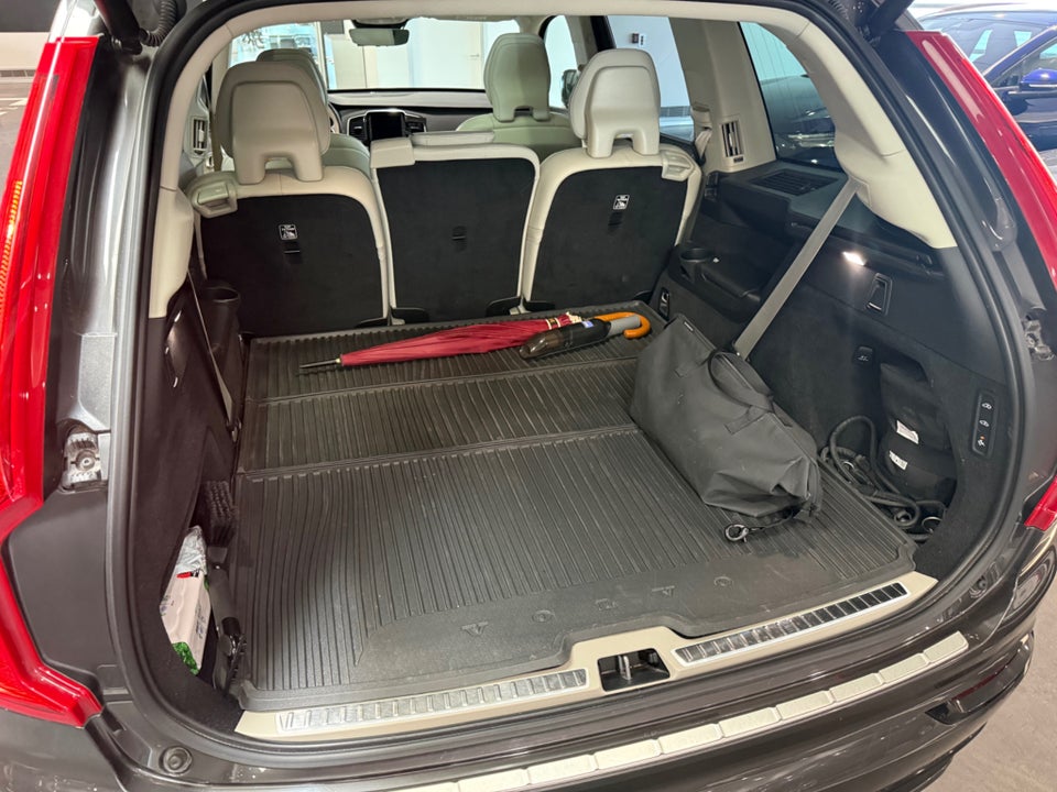 Volvo XC90 2,0 T8 ReCharge Ultimate Dark aut. AWD 7prs 5d