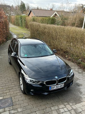 BMW 320d 2,0 Touring aut. Diesel aut. Automatgear modelår 2015 km 172000 Sort ABS airbag service ok 