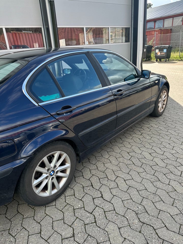 BMW 318i 2,0 4d