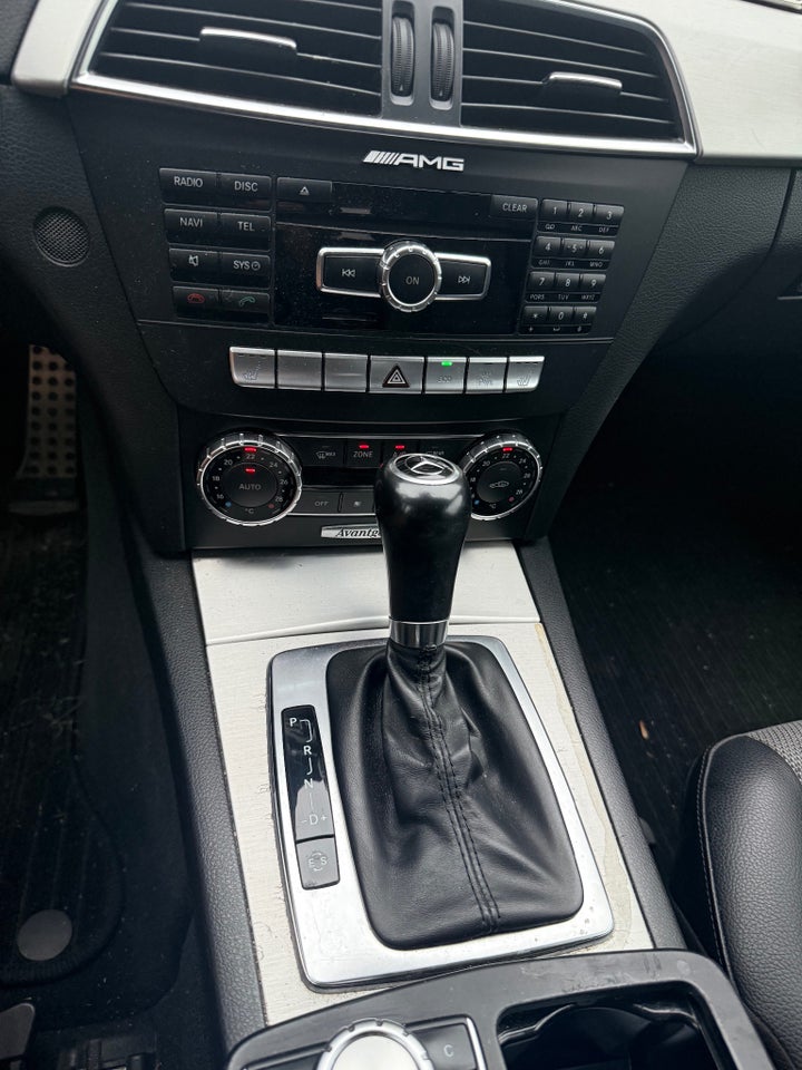 Mercedes C200 2,2 CDi AMG Line stc. 5d