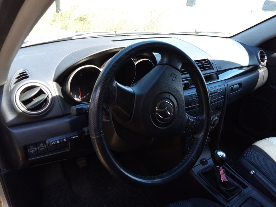 Mazda 3 2,0 Sport 5d