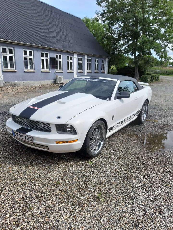 Ford Mustang 4,0 Cabriolet aut. 2d