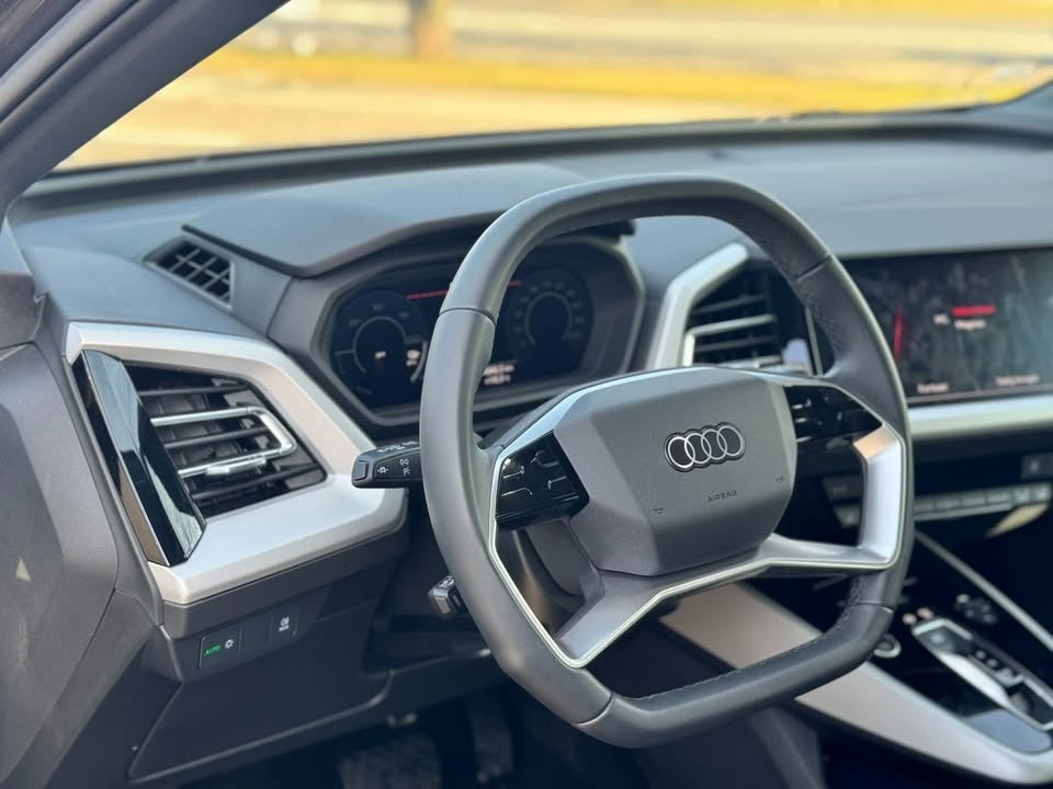 Audi Q4 e-tron 45 Progress 5d