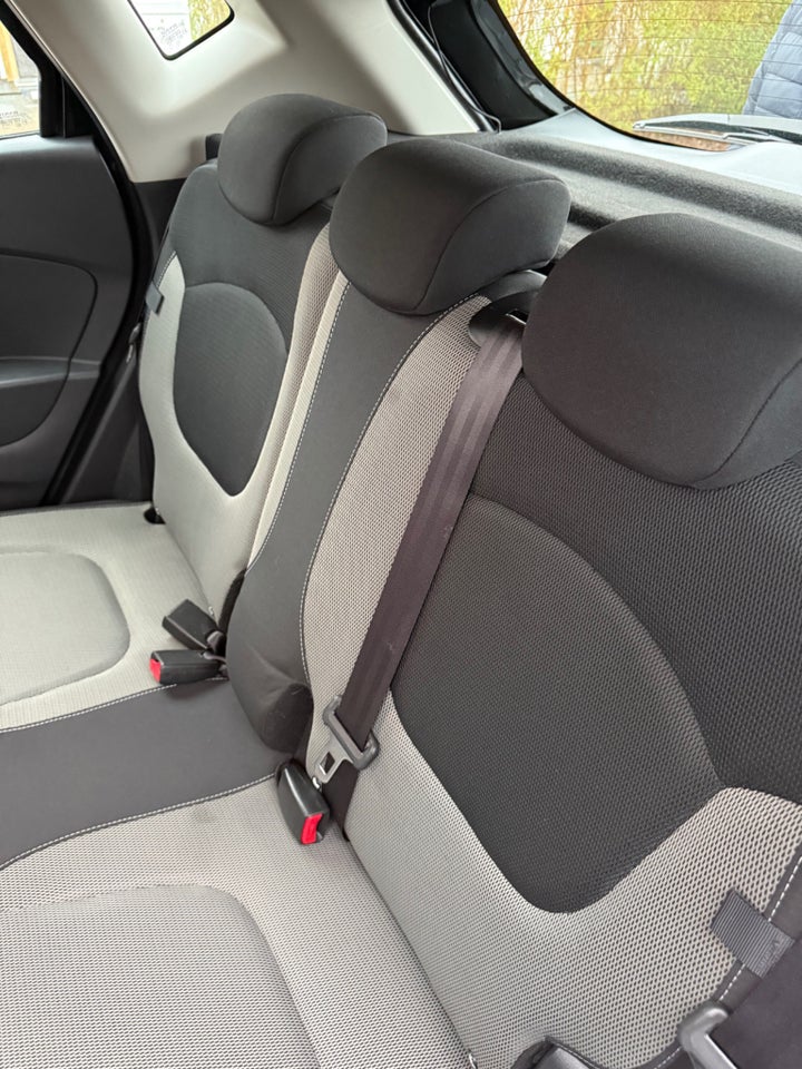 Renault Captur 1,5 dCi 90 Expression 5d