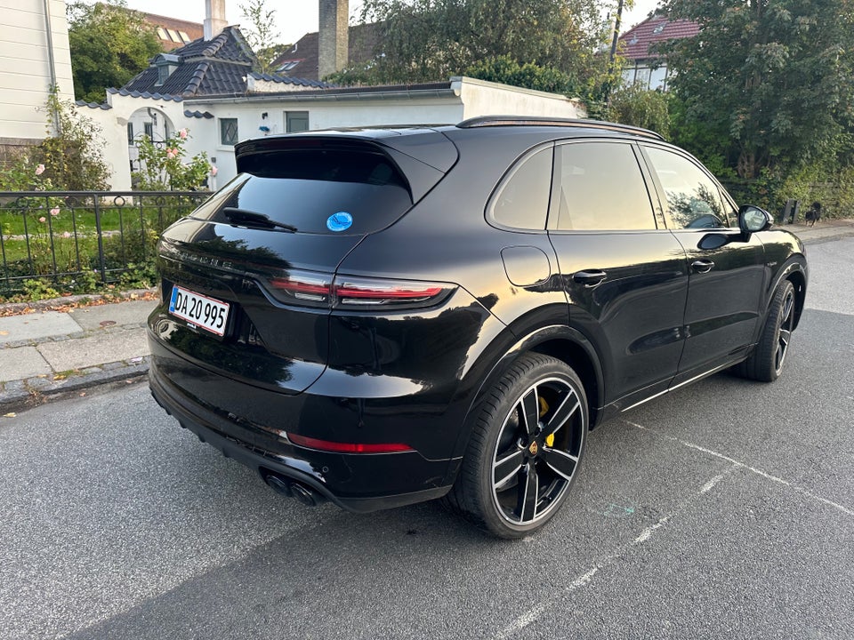 Porsche Cayenne Turbo S 4,0 E-Hybrid Tiptr. 5d