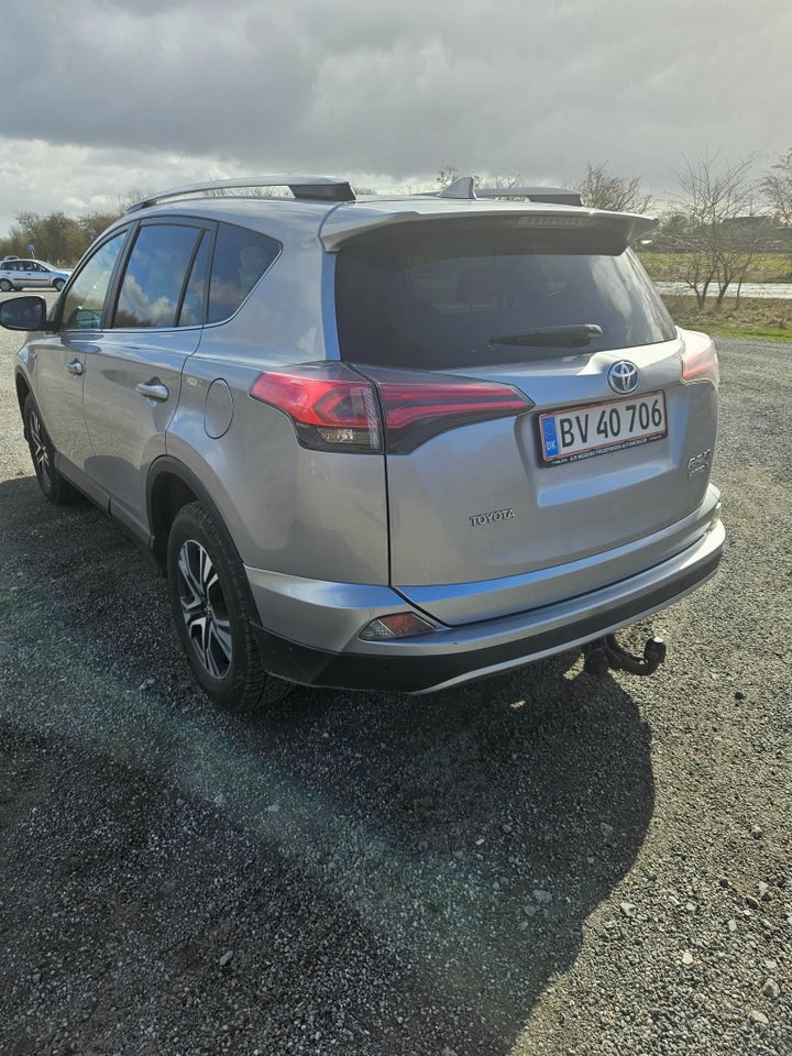 Toyota RAV4 2,5 Hybrid H3 MDS 5d