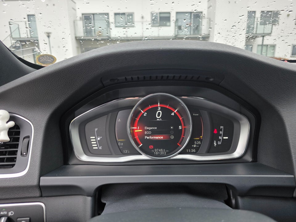 Volvo S60 2,0 D4 190 R-Design aut. 4d