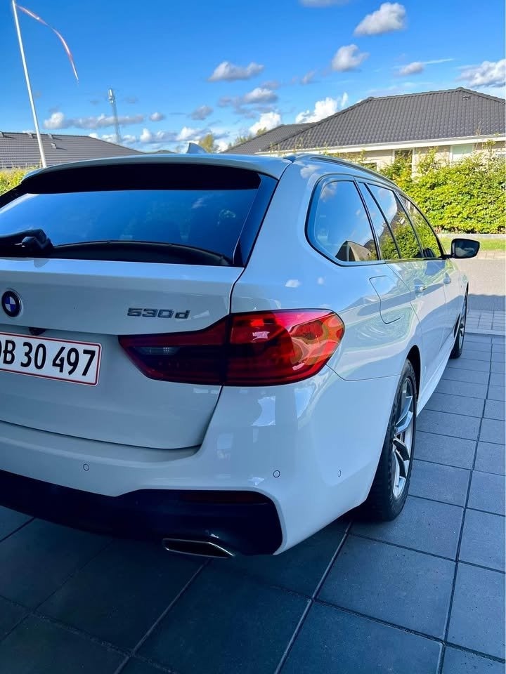 BMW 530d 3,0 Touring M-Sport xDrive aut. 5d